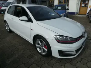 Volkswagen Golf VII Lim. GTI Performance 1.HAND