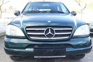 Mercedes-Benz ML 320 + LEDER + SITZHEIZUNG+AHK+AUTOMATIK+BC+ Bild 2