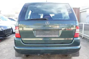 Mercedes-Benz ML 320 + LEDER + SITZHEIZUNG+AHK+AUTOMATIK+BC+ Bild 5