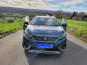 Peugeot 5008 PureTech 130 Stop  Start Allure Business-Paket