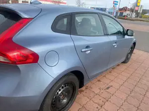 Volvo V40 D3 Geartronic Kinetic Bild 3