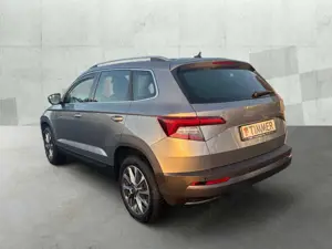 Skoda Karoq 1.5 TSI CLEVER *LED *TEMPO *NAVI *SHZ *17" *APP-C Bild 5