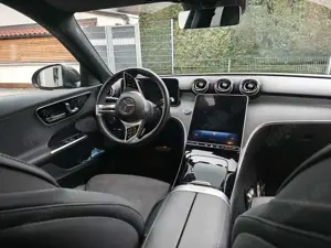 Mercedes-Benz C 200 Panorama Memory Distronic AHK Avantgarde Garantie Bild 3