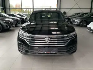 Volkswagen Touareg 3.0 V6 TDI 4Motion DPF Automatik Bild 2