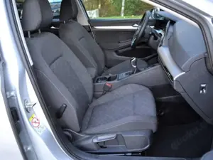 Volkswagen Golf Variant VIII Variant 1.0 TSI Life LED/NAVI+VZE/BUSINESS-P Bild 5