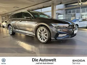 Volkswagen Passat Variant Elegance 1.5 TSI DSG 2xR-LINE NAV Klima Navi