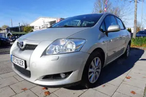 Toyota Auris EXECUTIVE*AUTOMATIK*TÜV NEU*KLIMA*NAVI*LM*