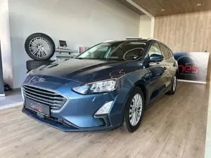 Ford Focus Turnier Titanium/8Fach/AHK/TÜV NEU/