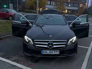 Mercedes-Benz E 220 E 220 d 4Matic 9G-TRONIC Avantgarde