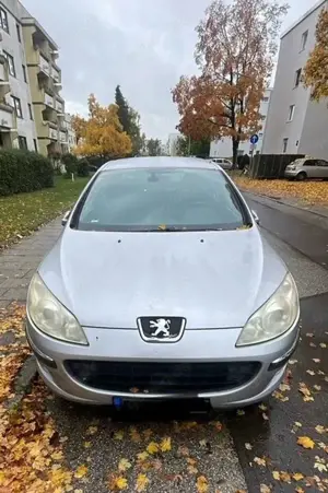 Peugeot 407