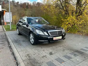 Mercedes-Benz E 200 E T-Modell E 200 CGI BlueEfficiency Bild 3