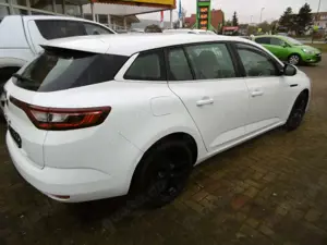 Renault Megane Grandtour TCe 115 GPF LIFE Bild 5