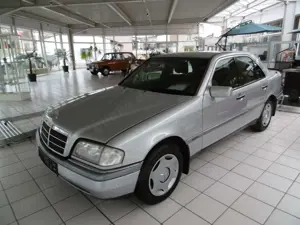 Mercedes-Benz C 180 C-Klasse Elegance