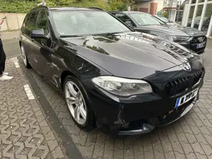 BMW 530 530d Touring Aut. M-Paket Sitzklima Pano
