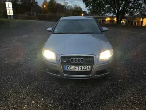 Audi A3 1.8 T S Line Bild 2