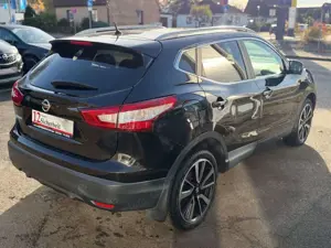 Nissan Qashqai 1.2 DIG-T Xtronic/Ledr/Navi/Automatik Bild 3