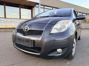 Toyota Yaris Sol Bild 2