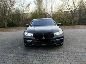 BMW 750