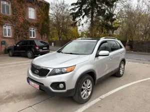 Kia Sorento 2.2 Spirit 4WD/Automatik/AHK/Panorama