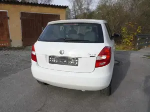 Skoda Fabia Fabia 1.2 HTP Classic Klima Tempomat Bild 5