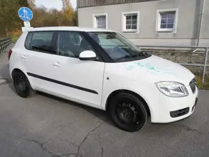 Skoda Fabia Fabia 1.2 HTP Classic Klima Tempomat Bild 3