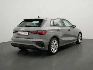 Audi A3 S-TRON AHK NAVI STANDHZ SHZ Bild 2