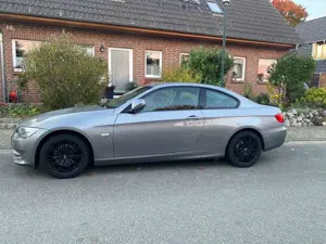 BMW 320 3er Coupe Diesel 320d Coupe Aut. M Sport Edition Bild 3