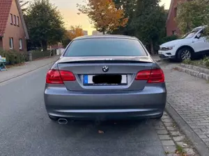 BMW 320 3er Coupe Diesel 320d Coupe Aut. M Sport Edition Bild 2