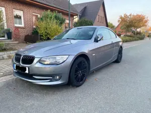 BMW 320 3er Coupe Diesel 320d Coupe Aut. M Sport Edition Bild 4