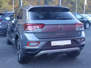 Volkswagen T-Roc 1.5 TSI Life DSG LED Navi ACC Sitzheizung Bild 3