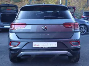 Volkswagen T-Roc 1.5 TSI Life DSG LED Navi ACC Sitzheizung Bild 4