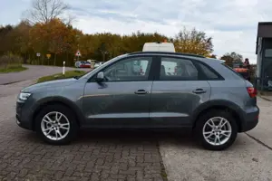 Audi Q3 2.0 TFSI quattro *AUTOMATIK*SCHECKHEFT VOLL Bild 4