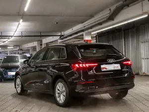 Audi A3 Sportback 40 TFSI e LED Navi Pano Sportsitze Bild 4