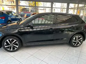 Volkswagen Polo VI Life LED Climatronic Licht und Sicht Bild 2