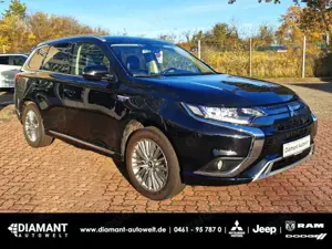 Mitsubishi Outlander Outlander Plug-in Hybrid BASIS Spirit 2.4 4WD