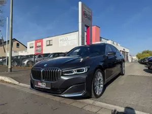 BMW 750