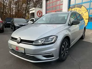 Volkswagen Golf VII Variant 2.0 TDI DSG LED PANO SHZ ACC