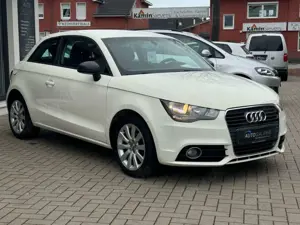 Audi A1 attraction°Klima°PDC°SHZ°S-Heft° Bild 2