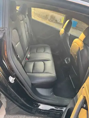 Tesla Model 3 Bild 3