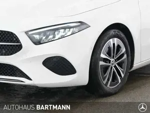 Mercedes-Benz A 180 A 180 PROGRESSIVE+MBUX+ KAMERA+SPUR+JungerStern+ Bild 3