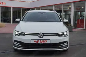 Volkswagen Golf VIII Variant 1.5 TSI Style LED AHK SHZ Bild 2