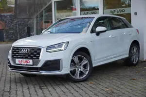 Audi Q2 30 1.0 TFSI S-Line LED Tempomat Sitzheizung