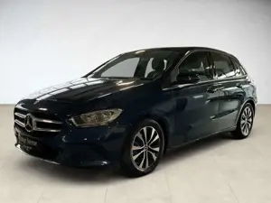 Mercedes-Benz B 220 d Style AHK AUT KlimaA LM PDC Pano ParkAss