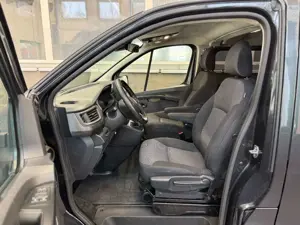 Renault Trafic Doka Mixto 5 Sitze Navi LED AUTOMATIK Bild 3