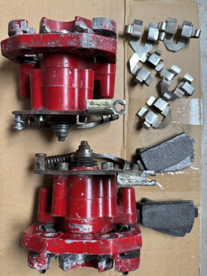 Ligier JS 50 Bremssattel 