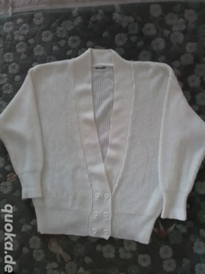 Strickjacke 