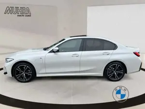 BMW 330 e xDrive Limousine M Sportpaket 18" Schiebedach Le Bild 3