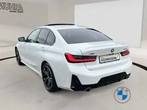 BMW 330 e xDrive Limousine M Sportpaket 18" Schiebedach Le Bild 4