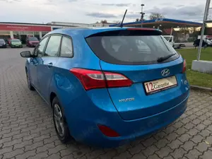 Hyundai i30 cw blue Trend Bild 4