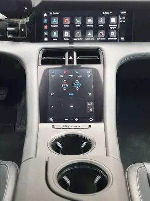 Porsche Taycan Perf.+ Pano 20' BOSE InnoDrive Approved Bild 5